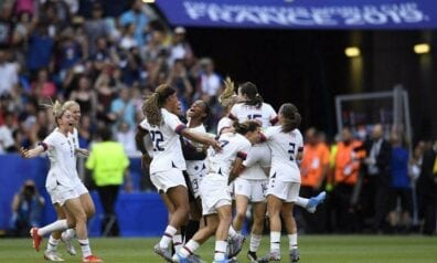 Женская сборная США по футболу, Sportazinas.com