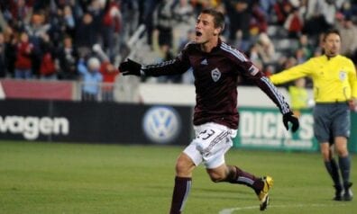Колин Кларк, Sportazinas.com