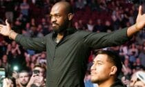 Джон Джонс, Sportazinas.com